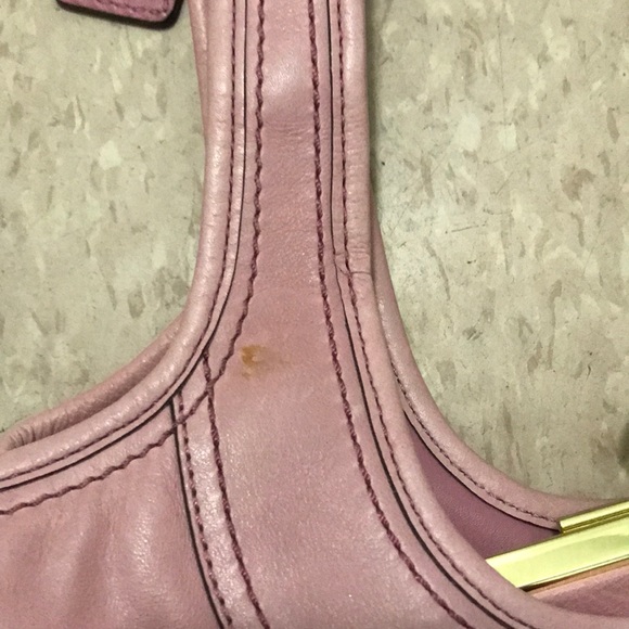 Pink leather Coach bag - Picture 6 of 7